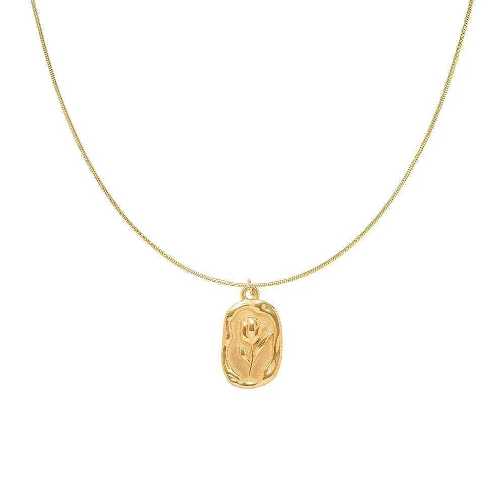 Rose Pendant Necklace