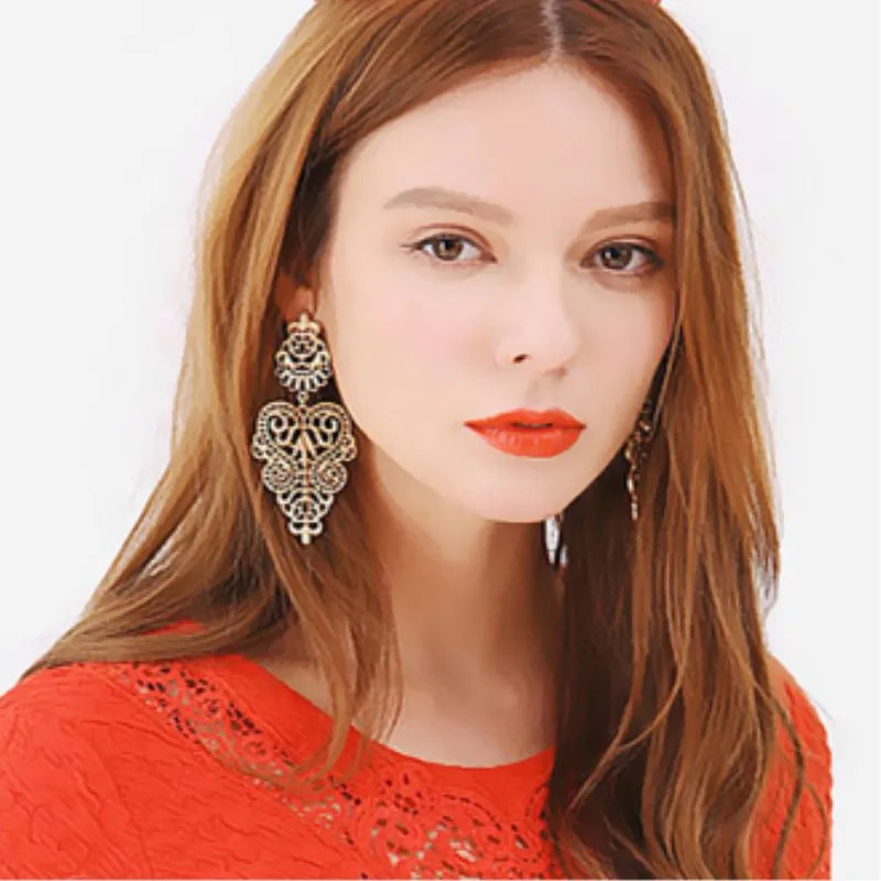 Hollow Leaves Flower Pendants Earring