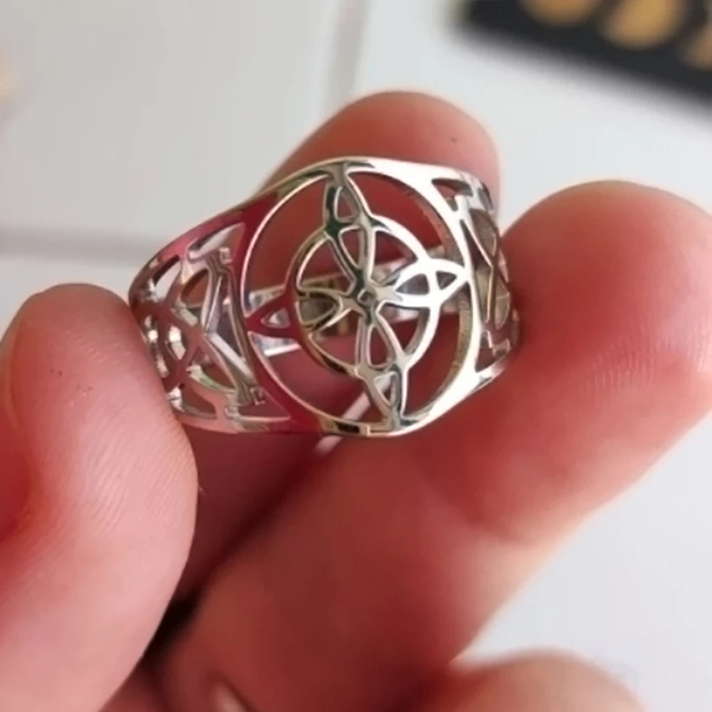 Witch Knot Ring