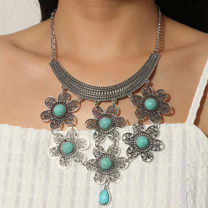 Vintage Maxi Choker Necklace"