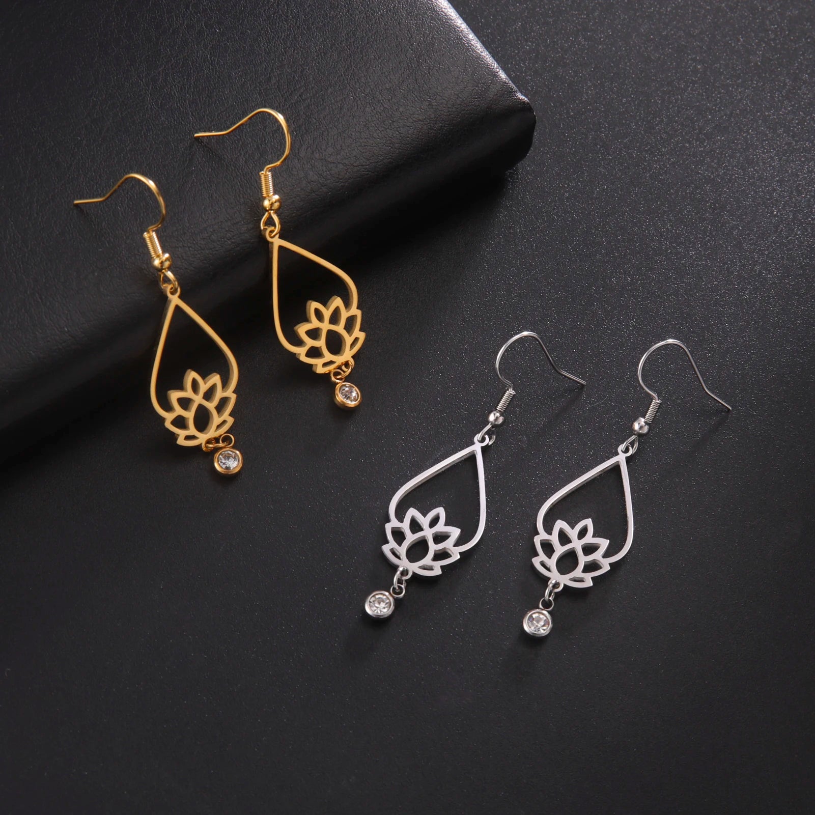 Skyrim Lotus Flower Rhinestone Dangle Earrings