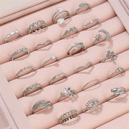 Vintage Knuckle Rings Set boho chic Lifestyle 